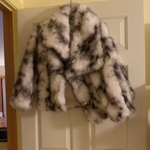 NWT Elegant Black and White Faux Fur Teddy Jacket
